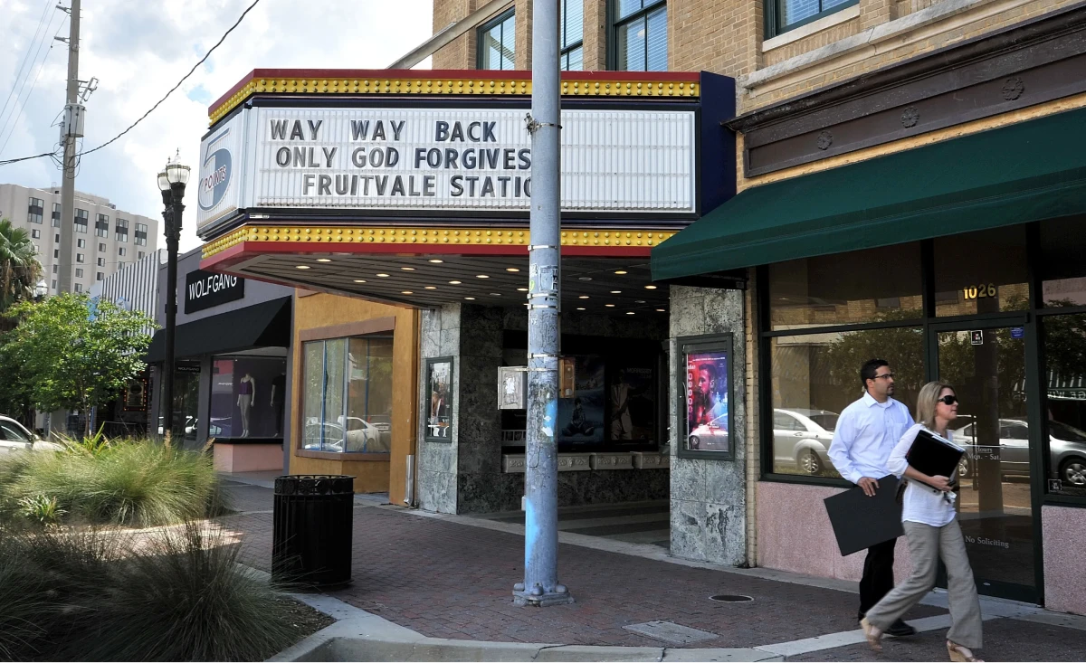 Sun-Ray Cinema